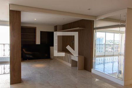 SALA de apartamento à venda com 4 quartos, 276m² em Centro, Campinas