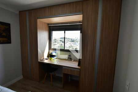 Apartamento para alugar com 67m², 2 quartos e 1 vagaQuarto 2 - Armários