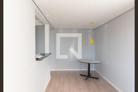 Sala de apartamento à venda com 3 quartos, 60m² em Jardim Márcia, Campinas