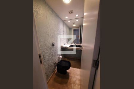 Apartamento para alugar com 236m², 4 quartos e 4 vagasLavabo