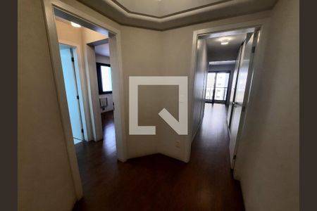 Apartamento para alugar com 236m², 4 quartos e 4 vagasCorredor