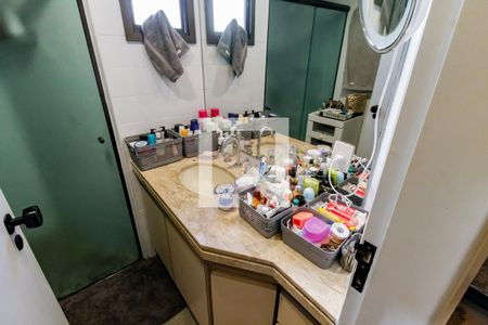 Apartamento à venda com 119m², 3 quartos e 2 vagasBanheiro da Suíte