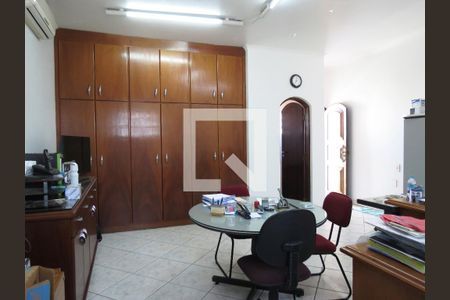 Casa à venda com 400m², 5 quartos e 4 vagasEscritório