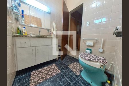 Casa à venda com 400m², 5 quartos e 4 vagasBanheiro Social 1