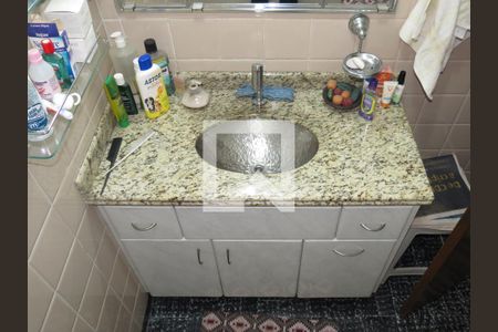 Casa à venda com 400m², 5 quartos e 4 vagasBanheiro Social 1 - Pia e Gabinete