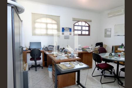 Casa à venda com 400m², 5 quartos e 4 vagasEscritório