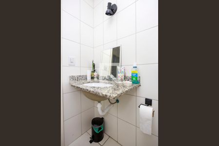 Apartamento à venda com 65m², 3 quartos e 2 vagasBanheiro 2