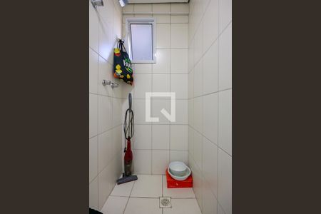 Apartamento à venda com 65m², 3 quartos e 2 vagasSuíte - Banheiro