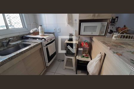 Apartamento à venda com 57m², 2 quartos e 1 vaga Apartamento à venda com 57m², 2 quartos e 1 vagaCozinha