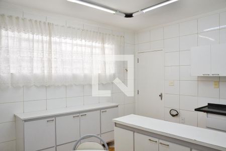 Casa para alugar com 180m², 3 quartos e 2 vagas Casa para alugar com 180m², 3 quartos e 2 vagasCozinha