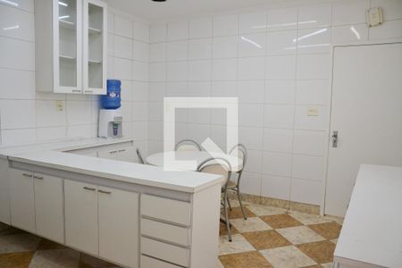 Casa para alugar com 180m², 3 quartos e 2 vagas Casa para alugar com 180m², 3 quartos e 2 vagasCozinha