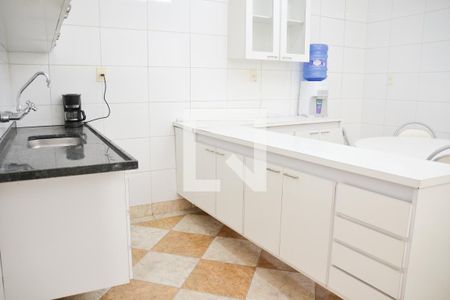 Casa para alugar com 180m², 3 quartos e 2 vagas Casa para alugar com 180m², 3 quartos e 2 vagasCozinha
