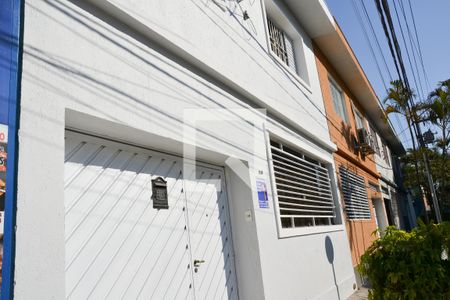 Casa para alugar com 180m², 3 quartos e 2 vagas Casa para alugar com 180m², 3 quartos e 2 vagasFachada