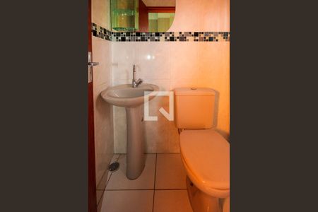 Casa para alugar com 106m², 3 quartos e 2 vagasBanheiro da Suíte