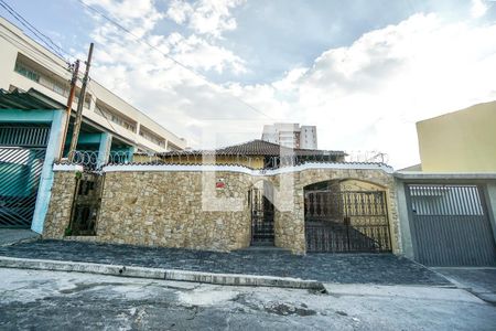 Casa à venda com 370m², 3 quartos e 4 vagasFachada