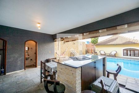 Casa à venda com 370m², 3 quartos e 4 vagasÁrea gourmet