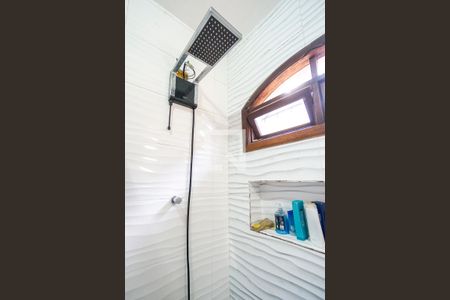 Casa à venda com 370m², 3 quartos e 4 vagasBanheiro da suíte