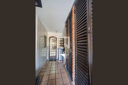 Casa à venda com 370m², 3 quartos e 4 vagasÁrea de serviço