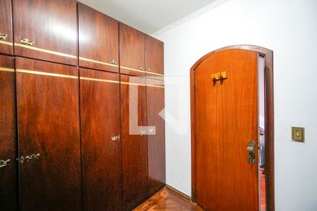 Casa à venda com 370m², 3 quartos e 4 vagasCloset da suíte