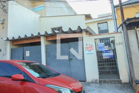 Casa para alugar com 40m², 1 quarto e sem vaga Casa para alugar com 40m², 1 quarto e sem vagaFachada