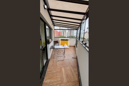 Apartamento à venda com 90m², 1 quarto e 2 vagasCobertura 