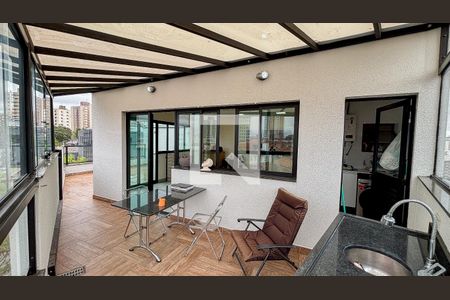 Apartamento à venda com 90m², 1 quarto e 2 vagasCobertura 