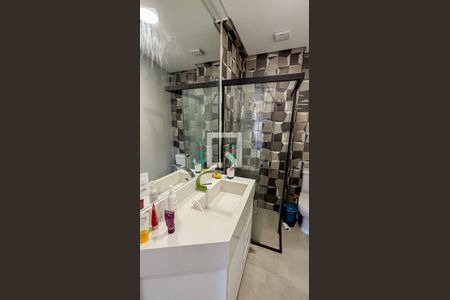 Apartamento à venda com 90m², 1 quarto e 2 vagasBanheiro da Suíte