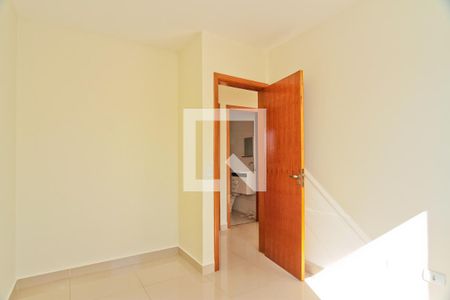 Quarto 1 de apartamento para alugar com 2 quartos, 50m² em Vila Palmeiras, São Paulo