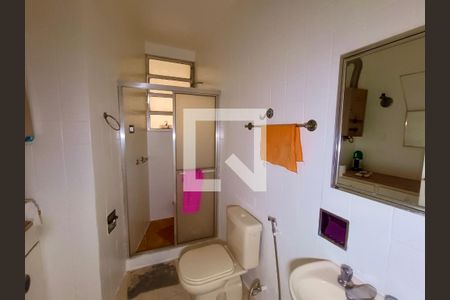 Apartamento à venda com 90m², 3 quartos e sem vaga Apartamento à venda com 90m², 3 quartos e sem vagaBanheiro social