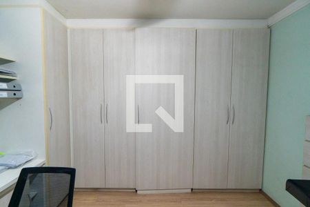 Casa à venda com 288m², 4 quartos e 2 vagasQuarto 1 - Armários