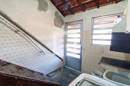 Casa à venda com 288m², 4 quartos e 2 vagasLavanderia