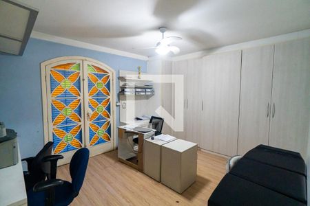 Casa à venda com 288m², 4 quartos e 2 vagasQuarto 1