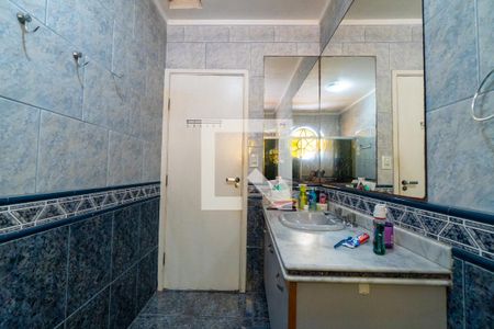 Casa à venda com 288m², 4 quartos e 2 vagasBanheiro Social