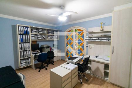 Casa à venda com 288m², 4 quartos e 2 vagasQuarto 1