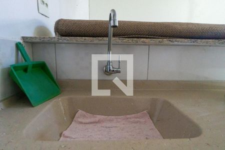 Casa à venda com 288m², 4 quartos e 2 vagasEdícula - Cozinha Detalhe