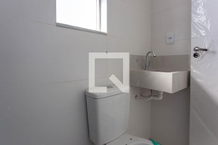 Casa à venda com 112m², 2 quartos e 1 vagaBanheiro