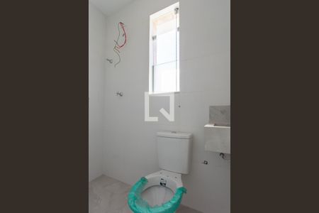 Casa à venda com 112m², 2 quartos e 1 vagaBanheiro