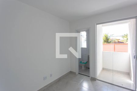 Casa à venda com 112m², 2 quartos e 1 vagaQuarto 