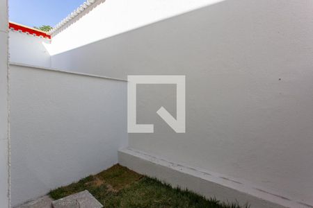 Casa à venda com 112m², 2 quartos e 1 vagaÁrea de serviço 