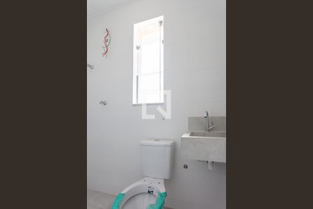 Casa à venda com 112m², 2 quartos e 1 vagaBanheiro da Suíte 2