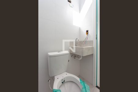 Casa à venda com 112m², 2 quartos e 1 vagaBanheiro da Suíte 1