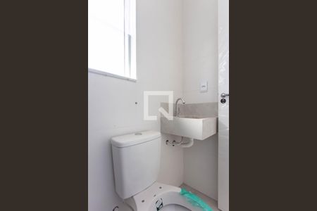 Casa à venda com 112m², 2 quartos e 1 vagaBanheiro da Suíte 2