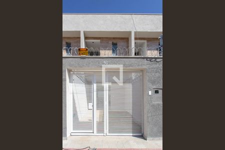 Casa à venda com 112m², 2 quartos e 1 vagaFachada