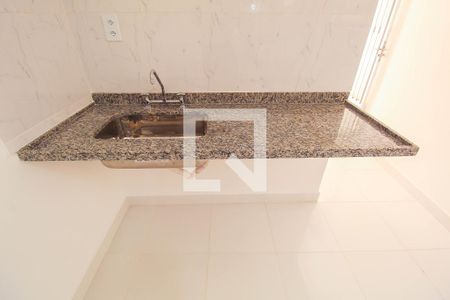 Casa à venda com 196m², 4 quartos e 2 vagas Casa à venda com 196m², 4 quartos e 2 vagasCozinha