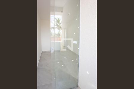 Casa à venda com 112m², 2 quartos e 1 vaga Casa à venda com 112m², 2 quartos e 1 vagaVaranda