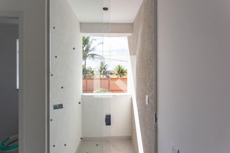 Casa à venda com 112m², 2 quartos e 1 vaga Casa à venda com 112m², 2 quartos e 1 vagaVaranda