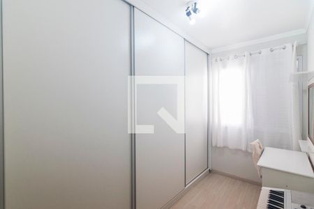 Quarto 3 de apartamento para alugar com 3 quartos, 59m² em Vila Eldízia, Santo André