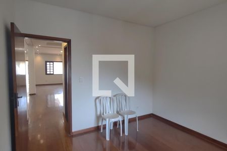 Quarto de casa à venda com 4 quartos, 490m² em Cerâmica, São Caetano do Sul