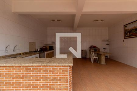 Casa à venda com 287m², 6 quartos e 6 vagas Casa à venda com 287m², 6 quartos e 6 vagasChurrasqueira