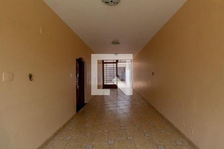 Casa à venda com 287m², 6 quartos e 6 vagas Casa à venda com 287m², 6 quartos e 6 vagasGaragem